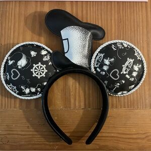 Loungefly Steamboat Willie Minnie Ears